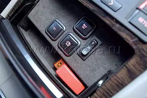 121 движение Audi A8 Security 2007-10-29 - подробности, особенности и важность
