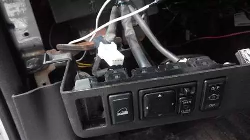 Как правильно снять лючок бензобака на автомобиле Ford Fusion - подробная инструкция с фото и видео