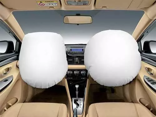 Методы и последствия отключения подушки безопасности пассажира в автомобиле Mazda 6