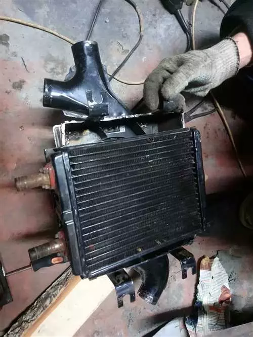 Как самостоятельно заменить радиатор печки на Москвиче 412 - подробная инструкция с фото и видео