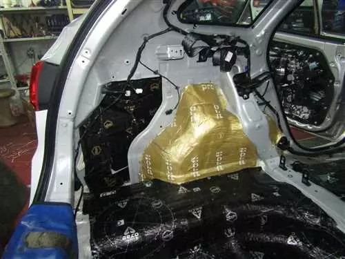 Подробная инструкция по снятию переключателя печки на автомобиле Рено Сандеро