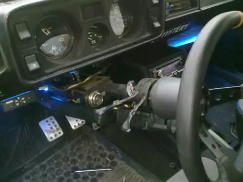 Как произвести замену задних колодок на автомобиле Мерседес 124 - подробная инструкция для владельцев