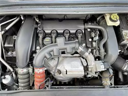 Как заменить клапанную крышку на Peugeot 408 Турбо - подробная инструкция и рекомендации