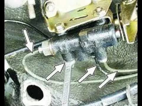 Ключевые этапы демонтажа и установки решетки радиатора на Фольксваген Пассат Б5 - пошаговая инструкция