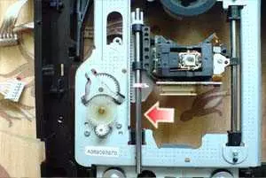 Как правильно заменить лазерную головку в автомагнитоле и к чему это может привести