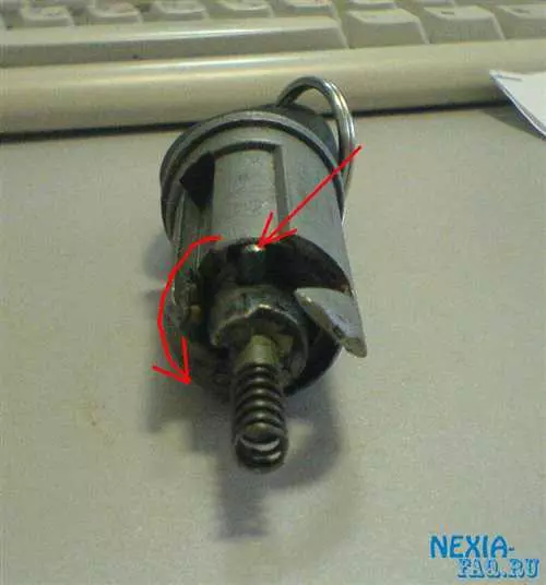 Как самостоятельно заменить задние тормозные колодки на автомобиле Daewoo Nexia