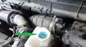 Как и когда следует проводить замену тормозной жидкости на автомобиле Nissan Note - подробная инструкция и рекомендации
