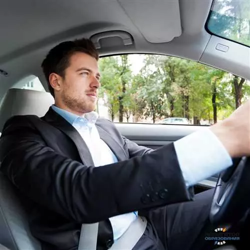 Тойота пробокс - аналог с левым рулем - отличный выбор для комфортного и безопасного вождения