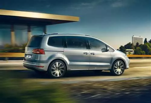 Новые дорогие минивэны Volkswagen - первые изображения и детали предстоящих моделей