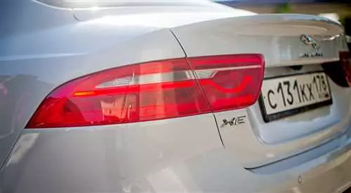 Занижение Mazda 3 бк - особенности, преимущества и недостатки