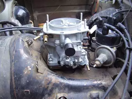 Как правильно настроить карбюратор на автомобиле ЛуАЗ 969М и обеспечить оптимальную работу двигателя?