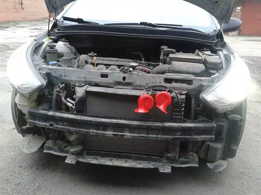 Как правильно снять магнитолу с Toyota Avensis - пошаговая инструкция для автолюбителей
