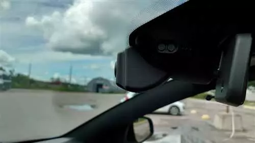 Скрытый видеорегистратор для автомобиля Веста - защита вашего транспортного средства и российского дорожного движения на новый уровень!