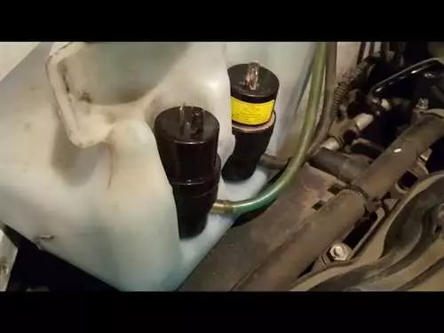 Что делать, если течет насос омывателя у автомобиля ВАЗ Калина?