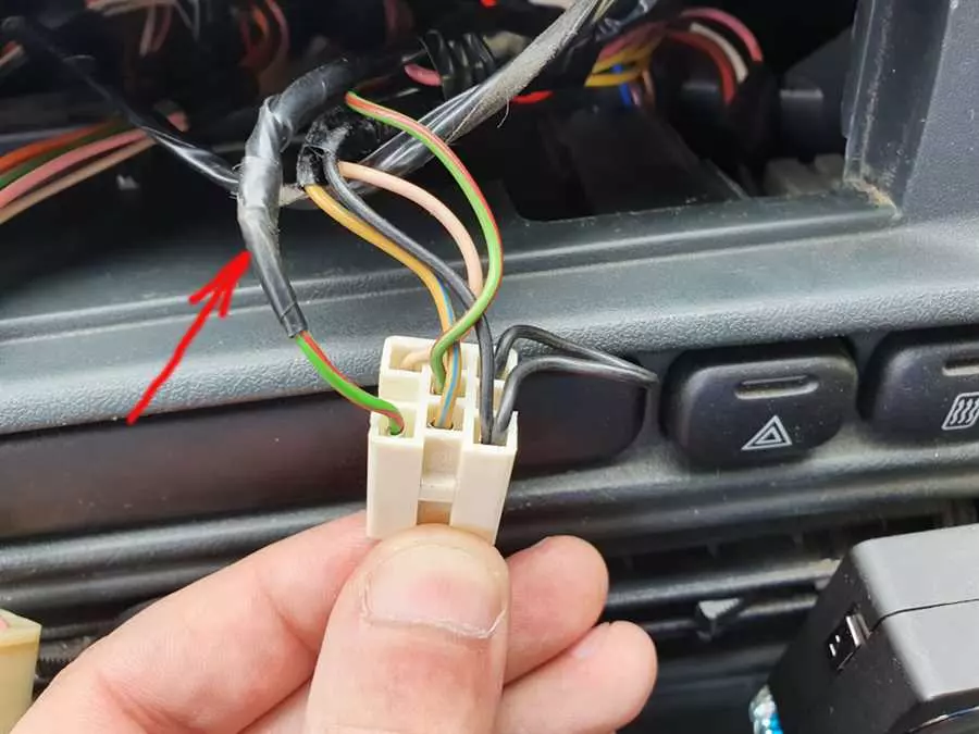 Избавляемся от проблемы - где найти провод для ремонта магнитолы и восстанавливаем звуковое сопровождение автомобиля