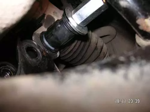 Как заменить сайлентблоки рулевой рейки на Тойота Карина - пошаговая инструкция для безопасного и эффективного ремонта