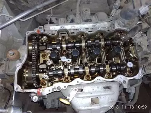 Как определить, является ли двигатель ВАЗ 2114 16-клапанным или 8-клапанным?